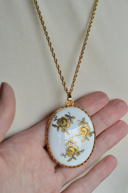 Vintage Gold Rose Porcelain Pendant Necklace
