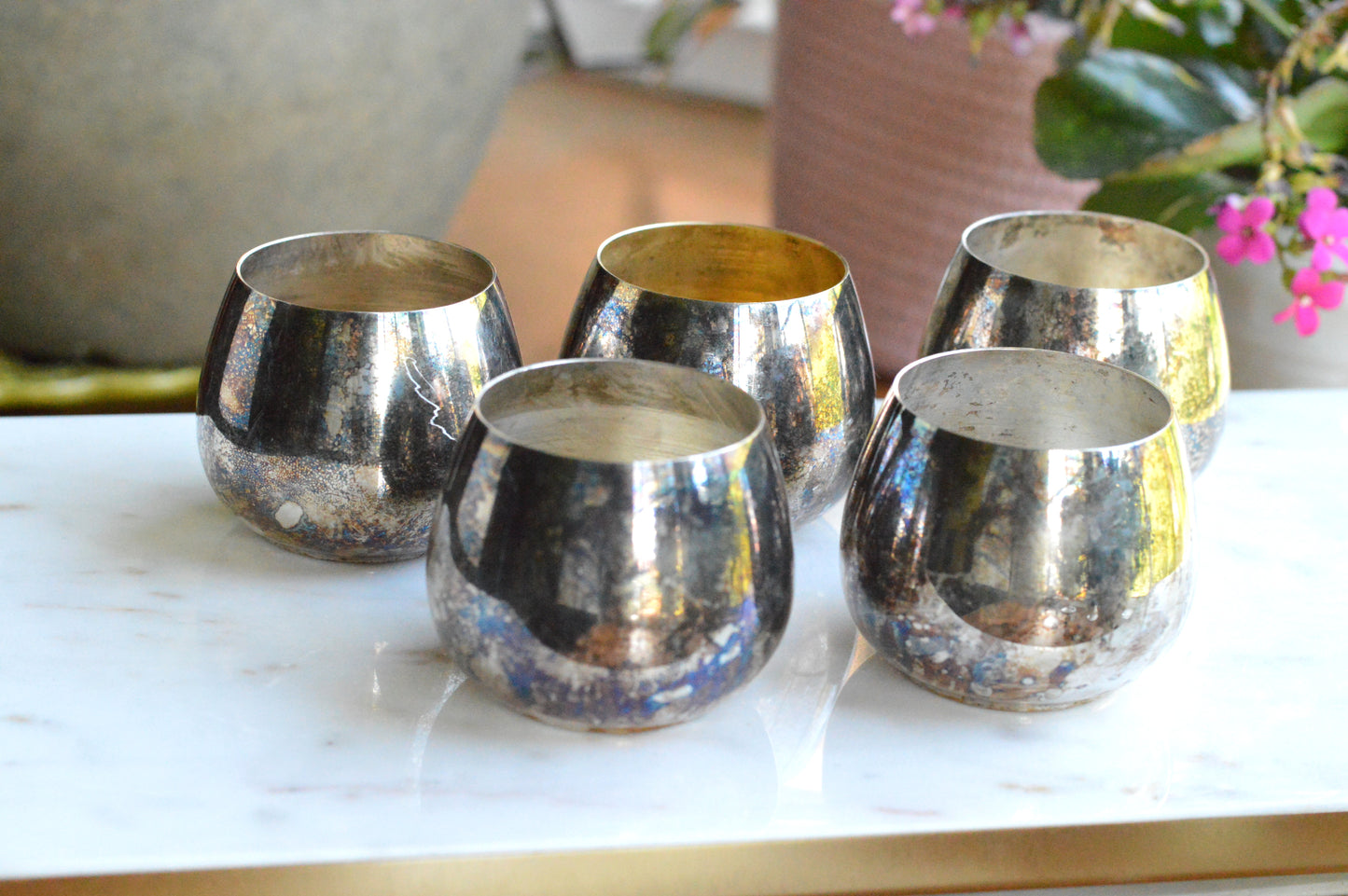 Collection of 5 Vintage Oneida & Wm A Rogers Roly Poly Cups, 1 Gold Wash