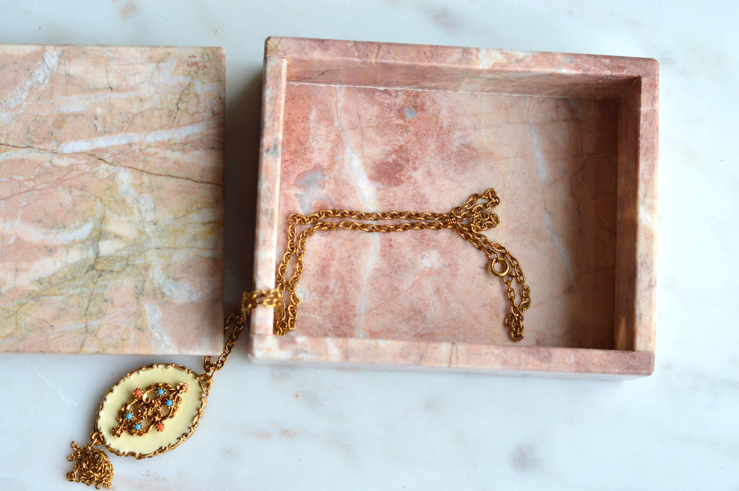 Vintage Pink Marble Jewelry Box, Postmodern Hand Carved 5.1"x4.15" Pakistan