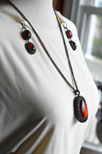 Vintage Signed Avon Nina Ricci Glowing Red Cabochon Necklace Earrings Set
