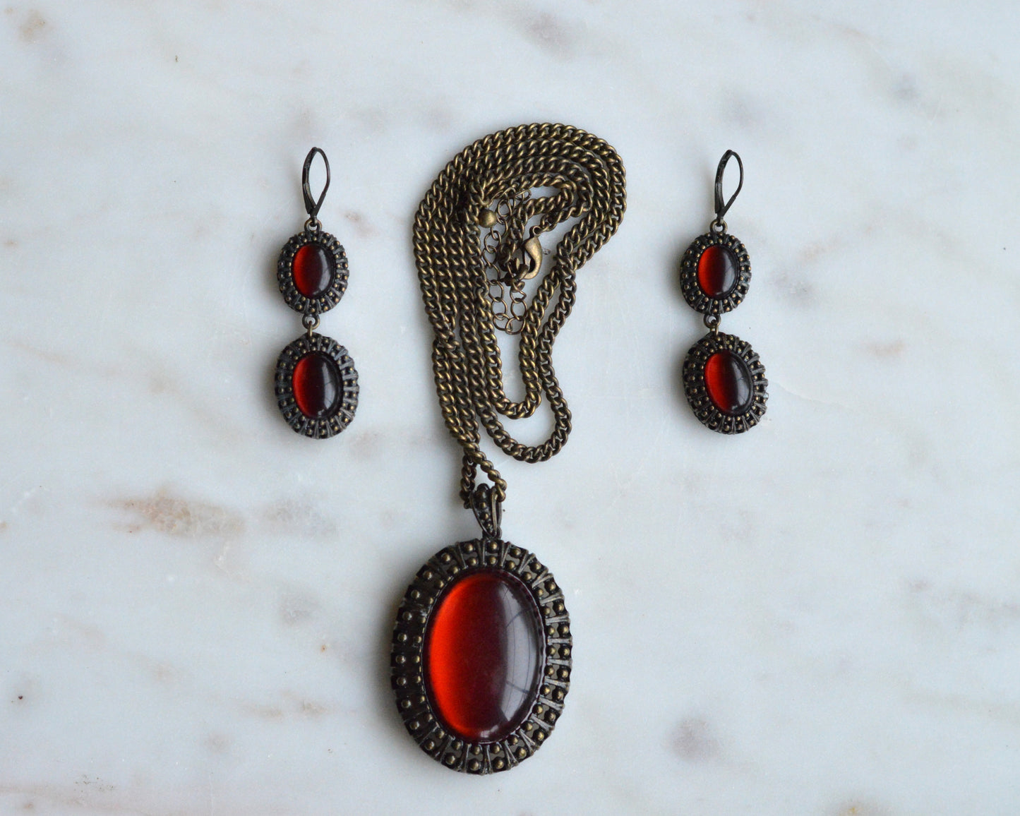Vintage Signed Avon Nina Ricci Glowing Red Cabochon Necklace Earrings Set
