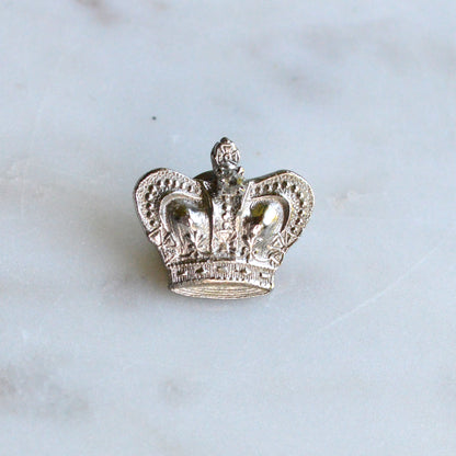 Vintage British Kings Tudor Crown Lapel Pin, Silver Tone 1"x0.75" Tie Tack