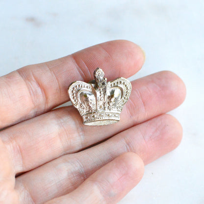 Vintage British Kings Tudor Crown Lapel Pin, Silver Tone 1"x0.75" Tie Tack
