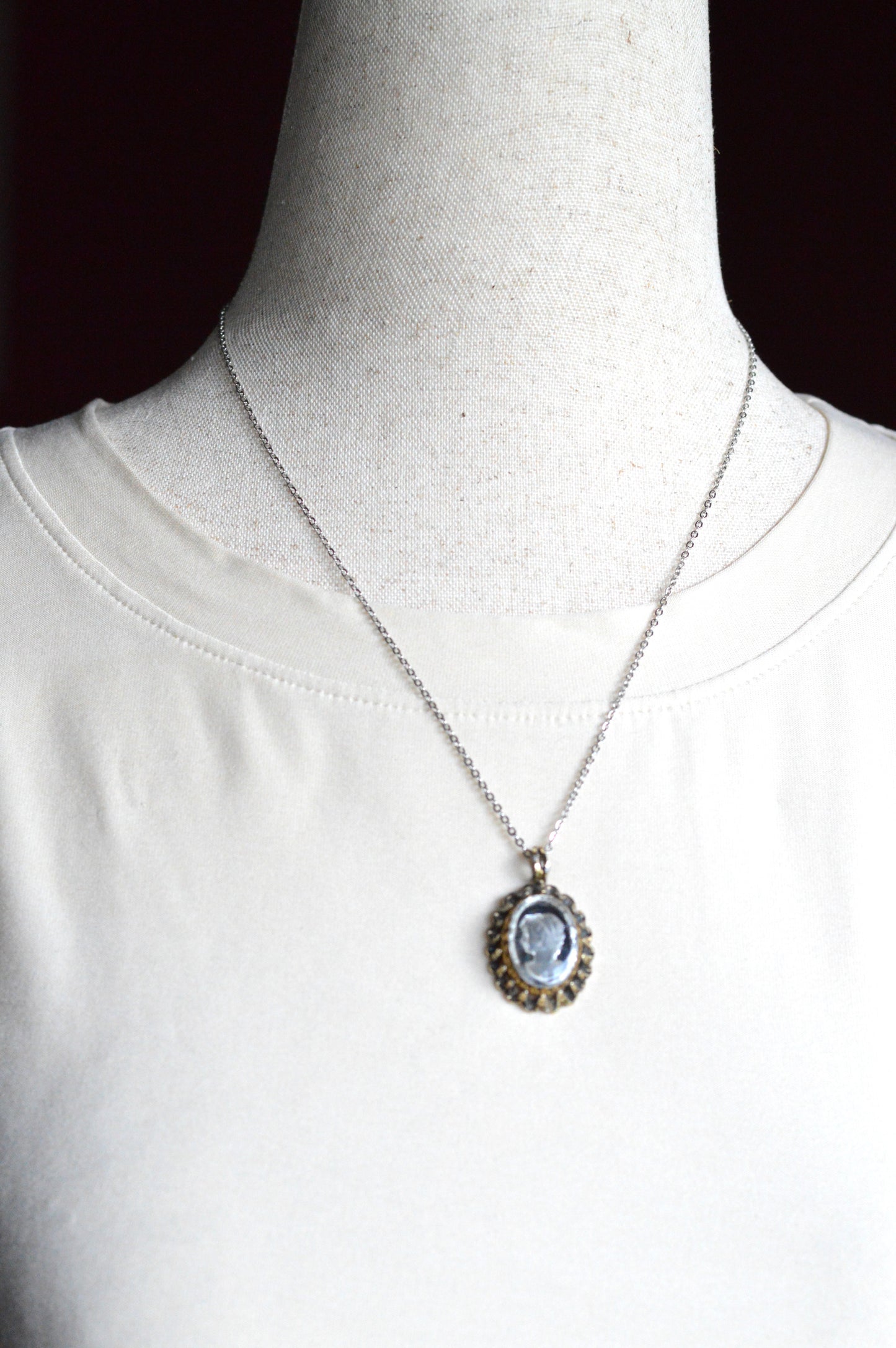 Vintage 1970s Domed Glass Intaglio Cameo Pendant Necklace, Scalloped Crown Frame