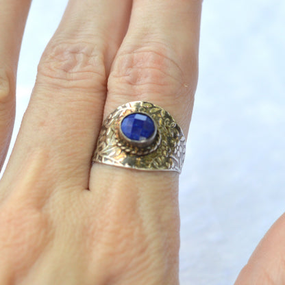 Vintage Sterling Silver Blue Sapphire Medallion Cocktail Ring Size 7 Two Tone 925