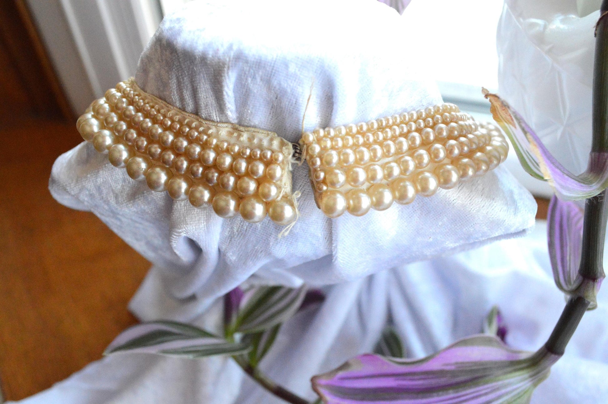Vintage Mid-Century Glentex Multi-Strand Faux Pearl Collar Necklace