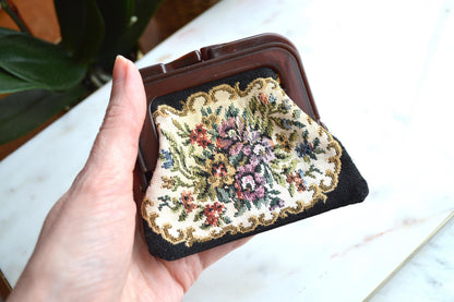 Vintage Victorian Style floral Tapestry Coin Purse with Lucite Closure