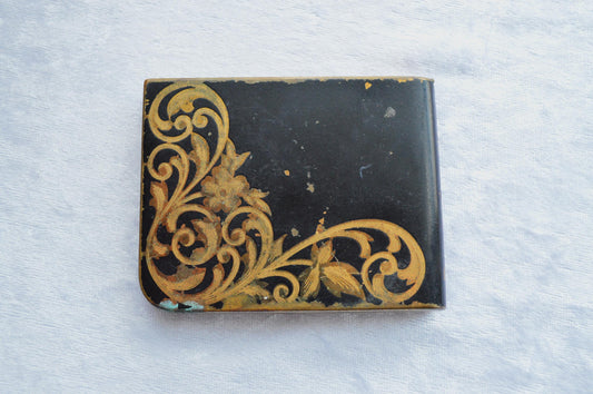 Vintage Art Deco Elgin American Compact