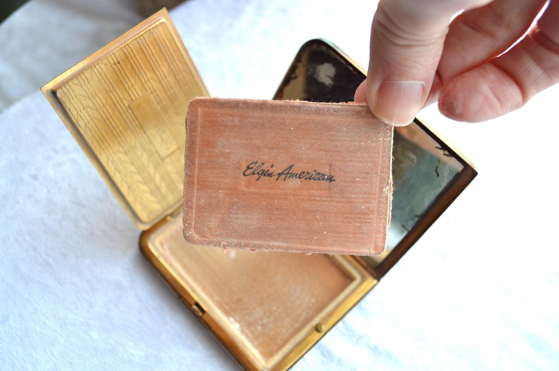 Vintage Art Deco Elgin American Compact