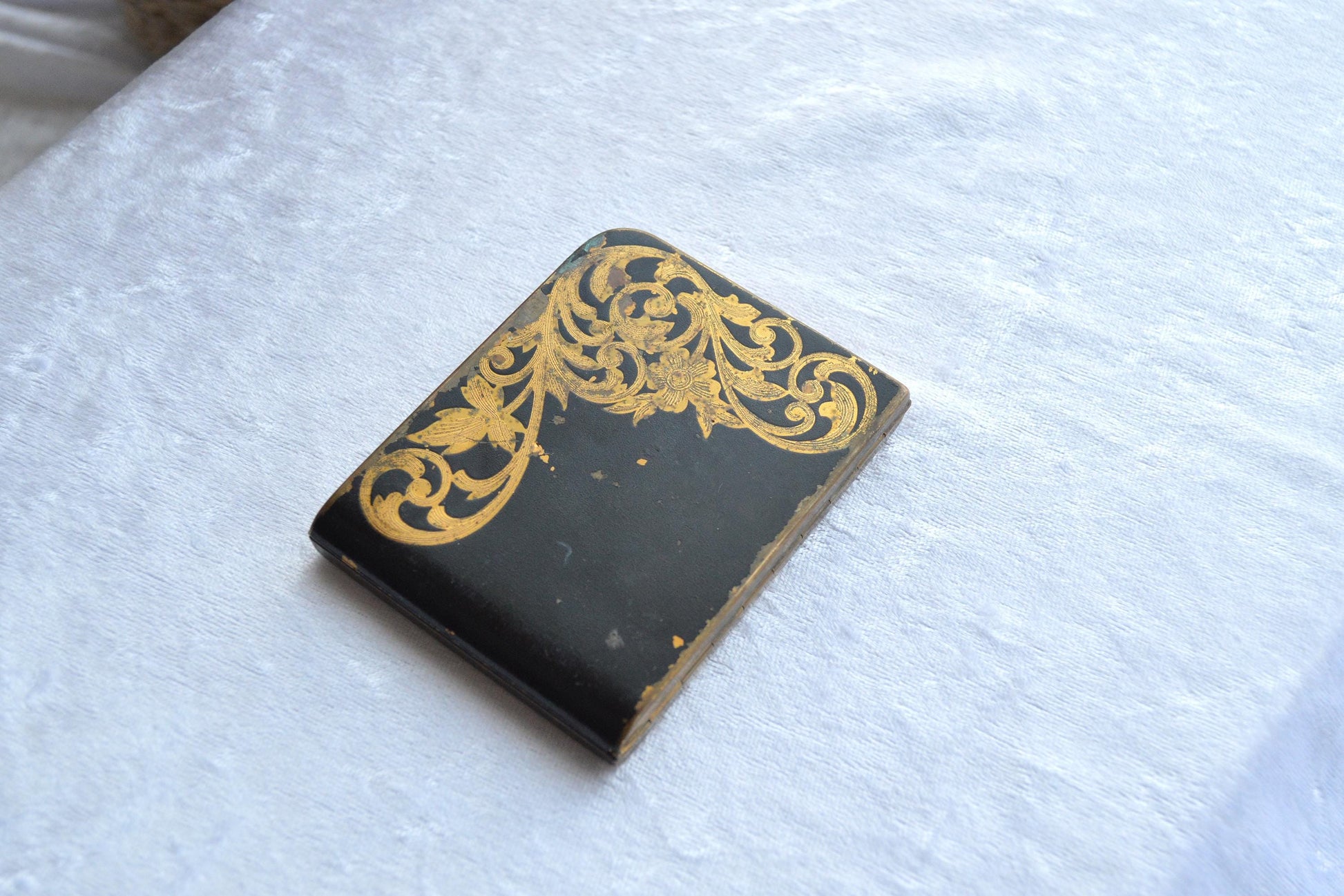 Vintage Art Deco Elgin American Compact