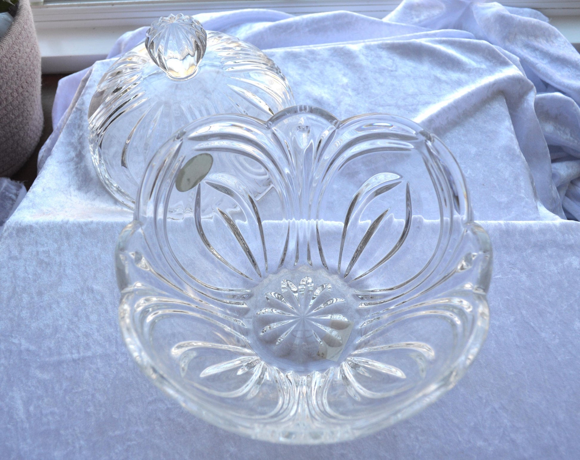 Vintage Imperial Crystal Eclipse 24% Lead Crystal Covered Dish