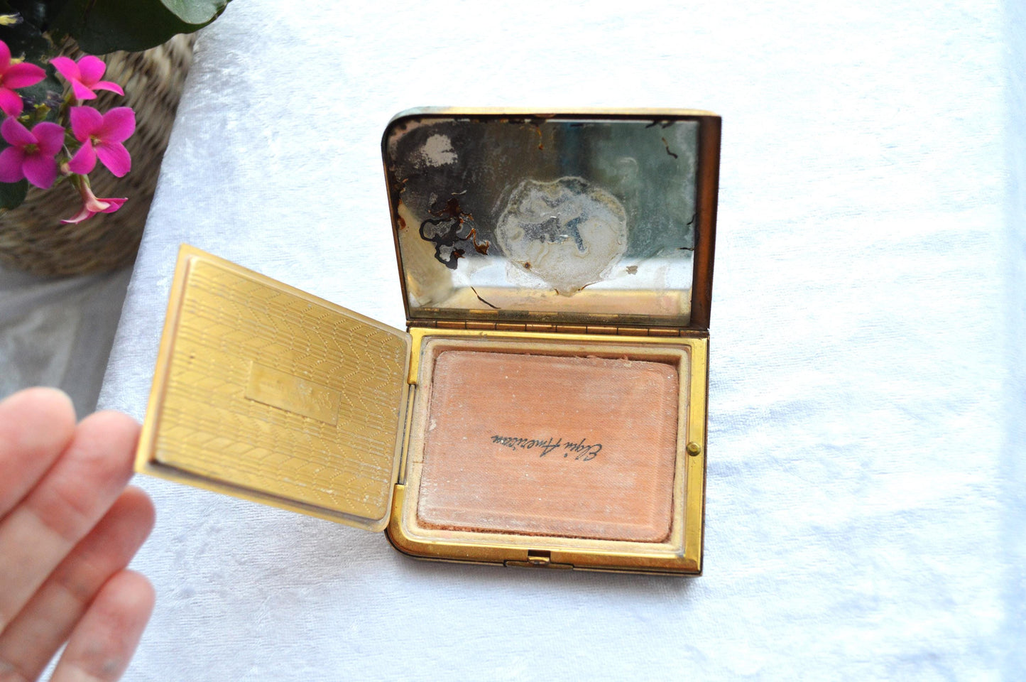 Vintage Art Deco Elgin American Compact
