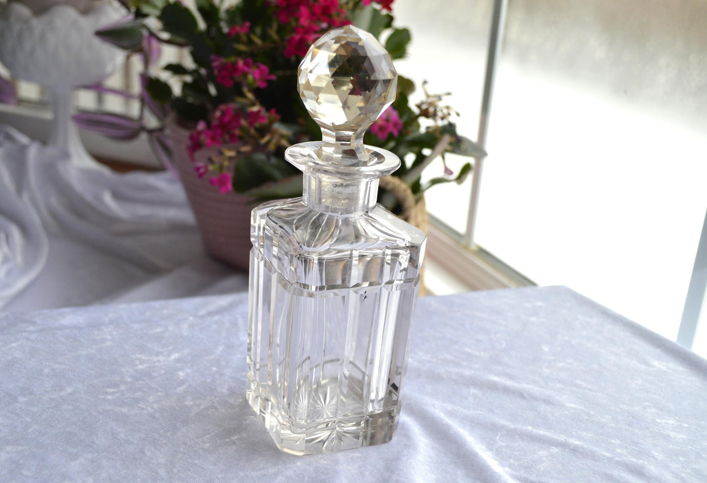 Antique Faceted Glass Decanter 16-Pointed Star on Bottom with Faceted Stopper